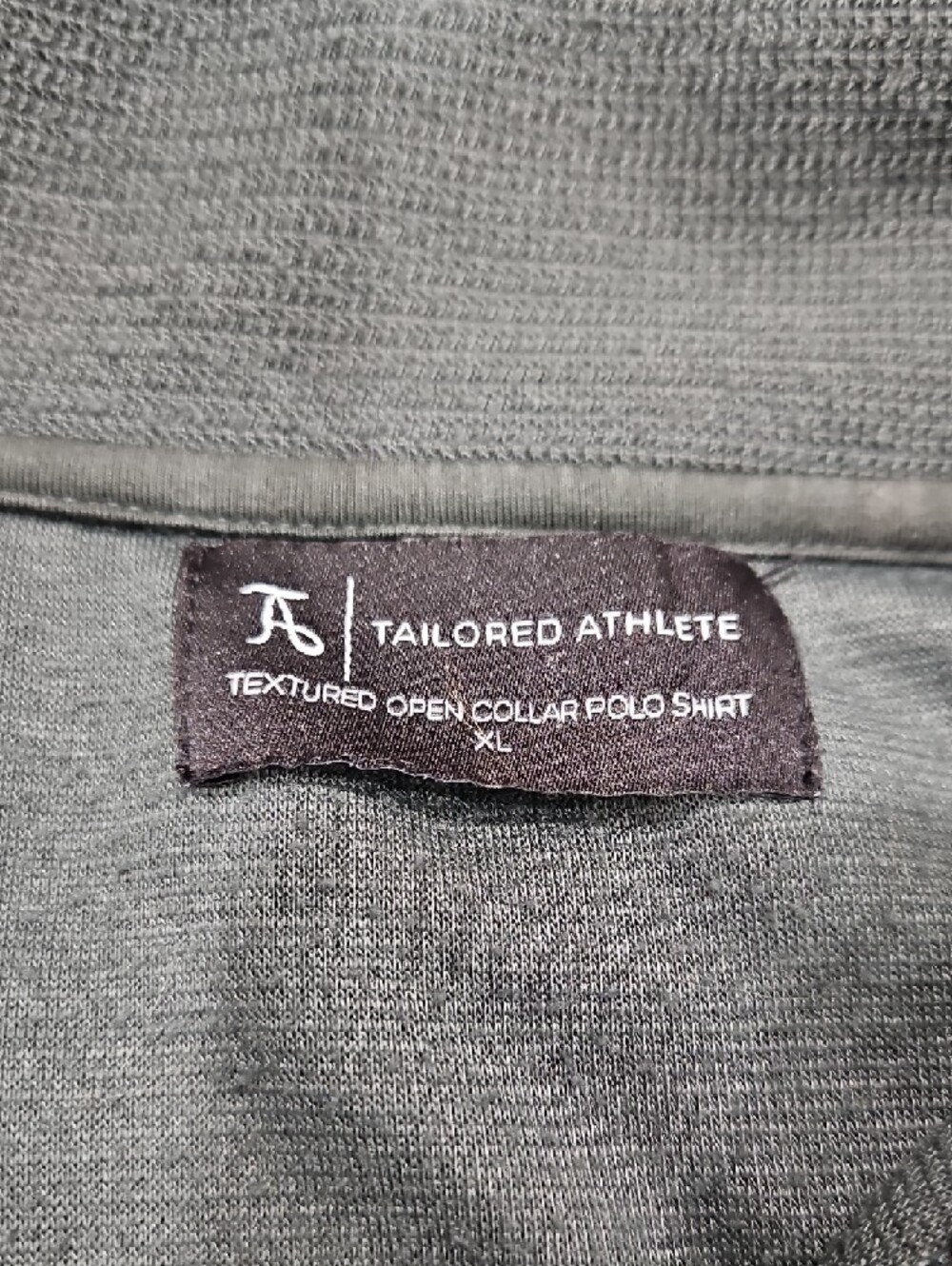 TAILORED ATHLETE Men's Slate Green Textured Polo Shirt. Size XL - Picture 3 of 4